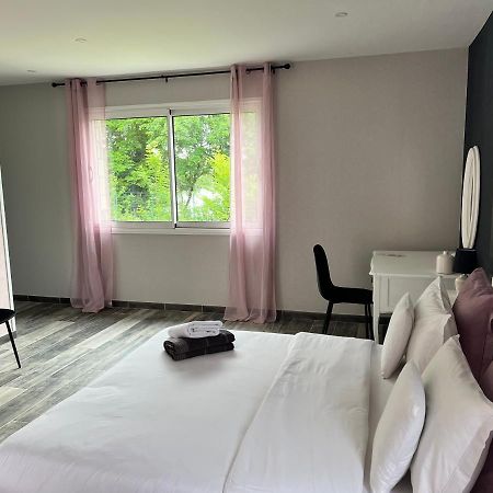 Chez Saliha Et Serge Lamarche-Sur-Saone Esterno foto